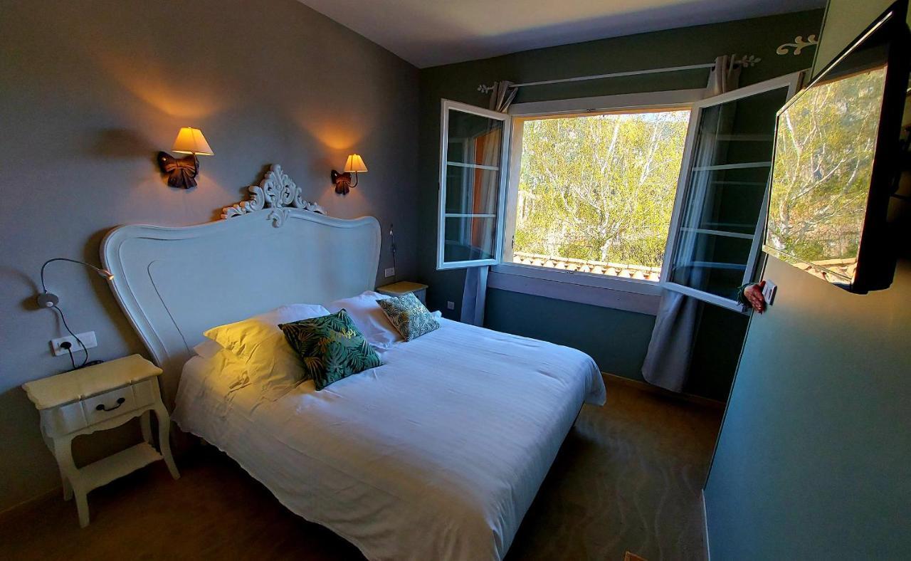 Hotel Les Hauts De Mourèze Eksteriør bilde