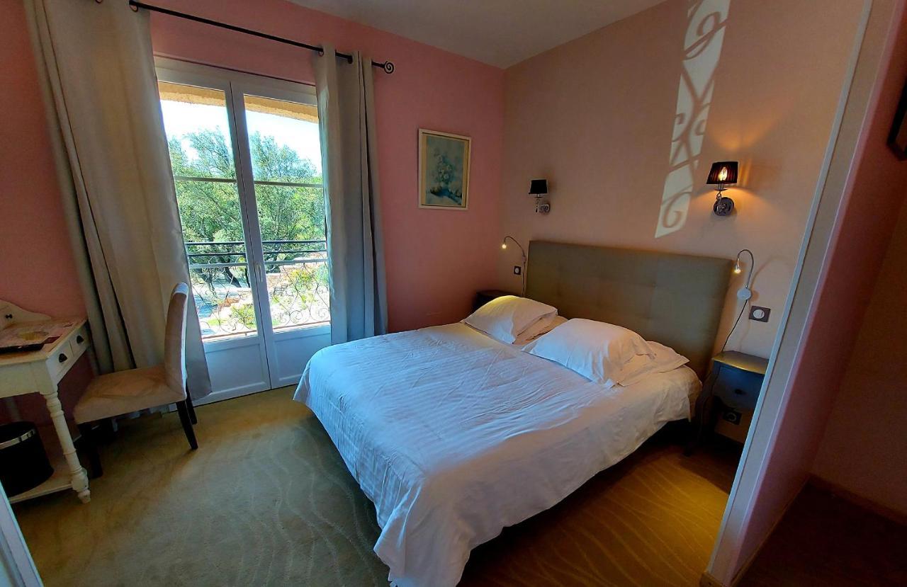 Hotel Les Hauts De Mourèze Eksteriør bilde