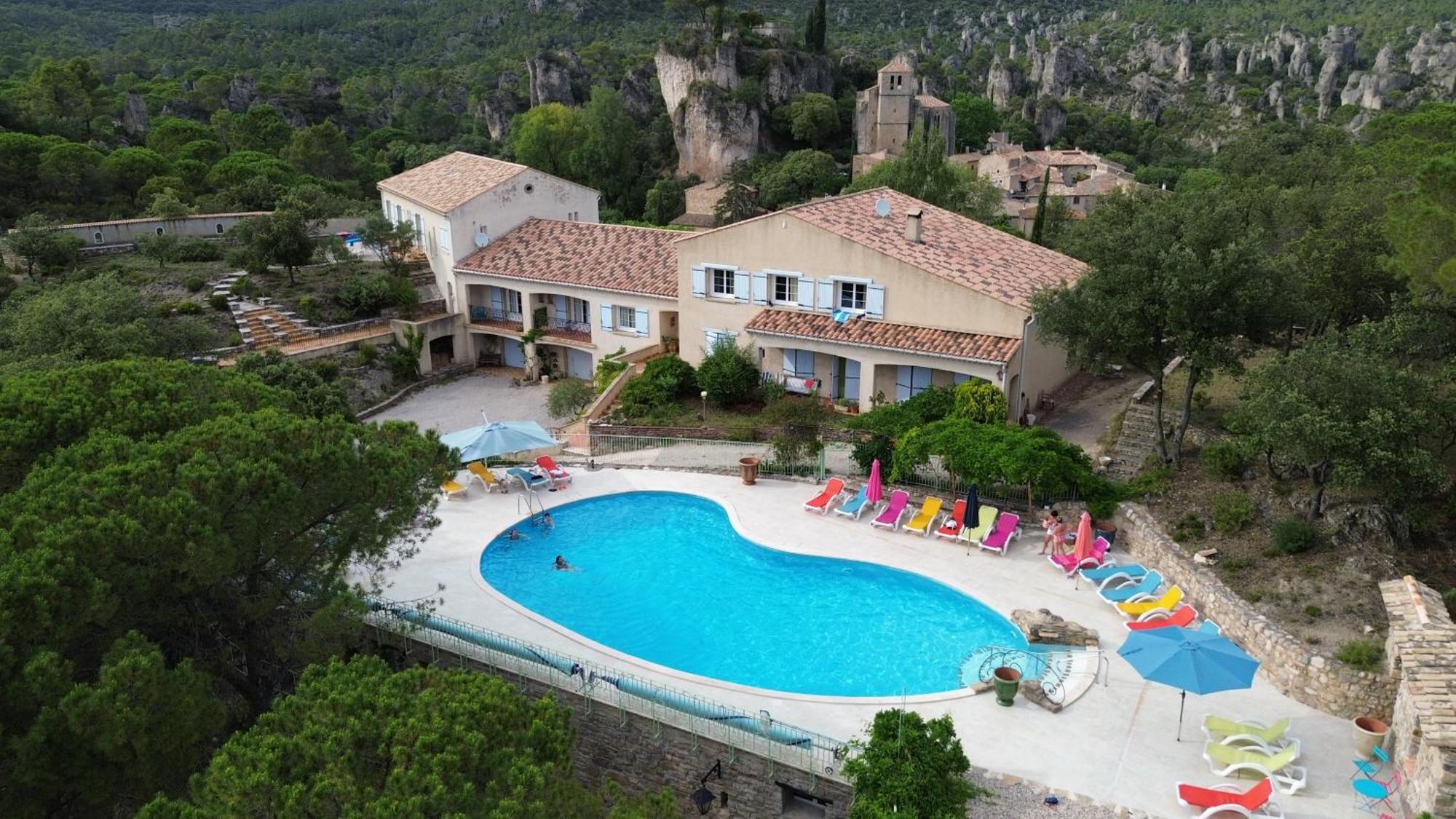 Hotel Les Hauts De Mourèze Eksteriør bilde